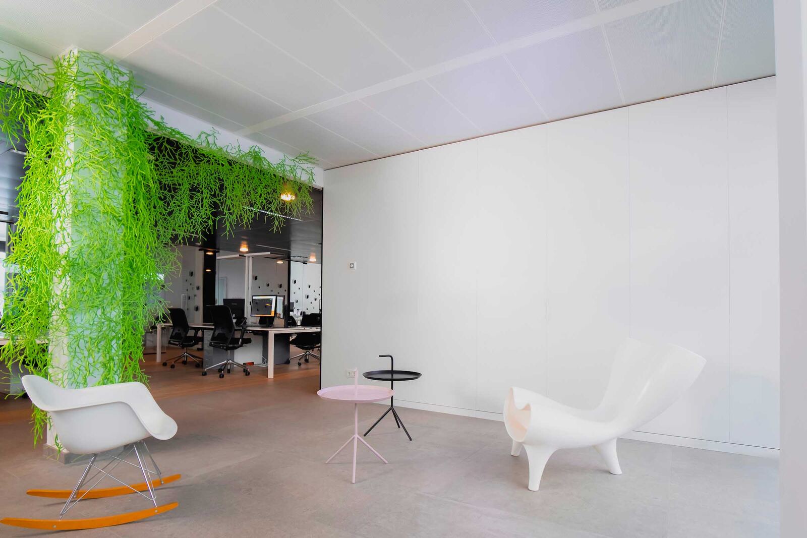 Espace détente avec mur végétal